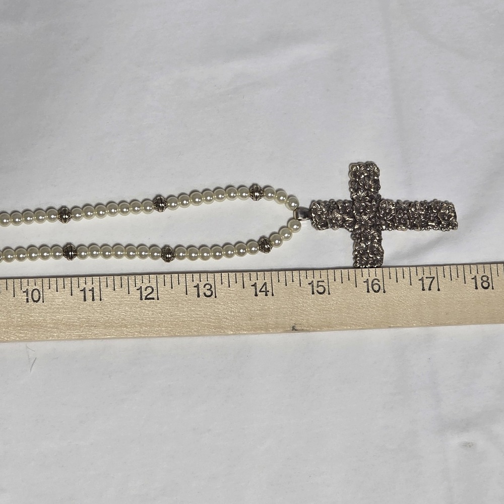 Brighton Floral Cross Pearl Necklace 18" Silver Tone Cream Beaded Retired - Picture 3 of 8